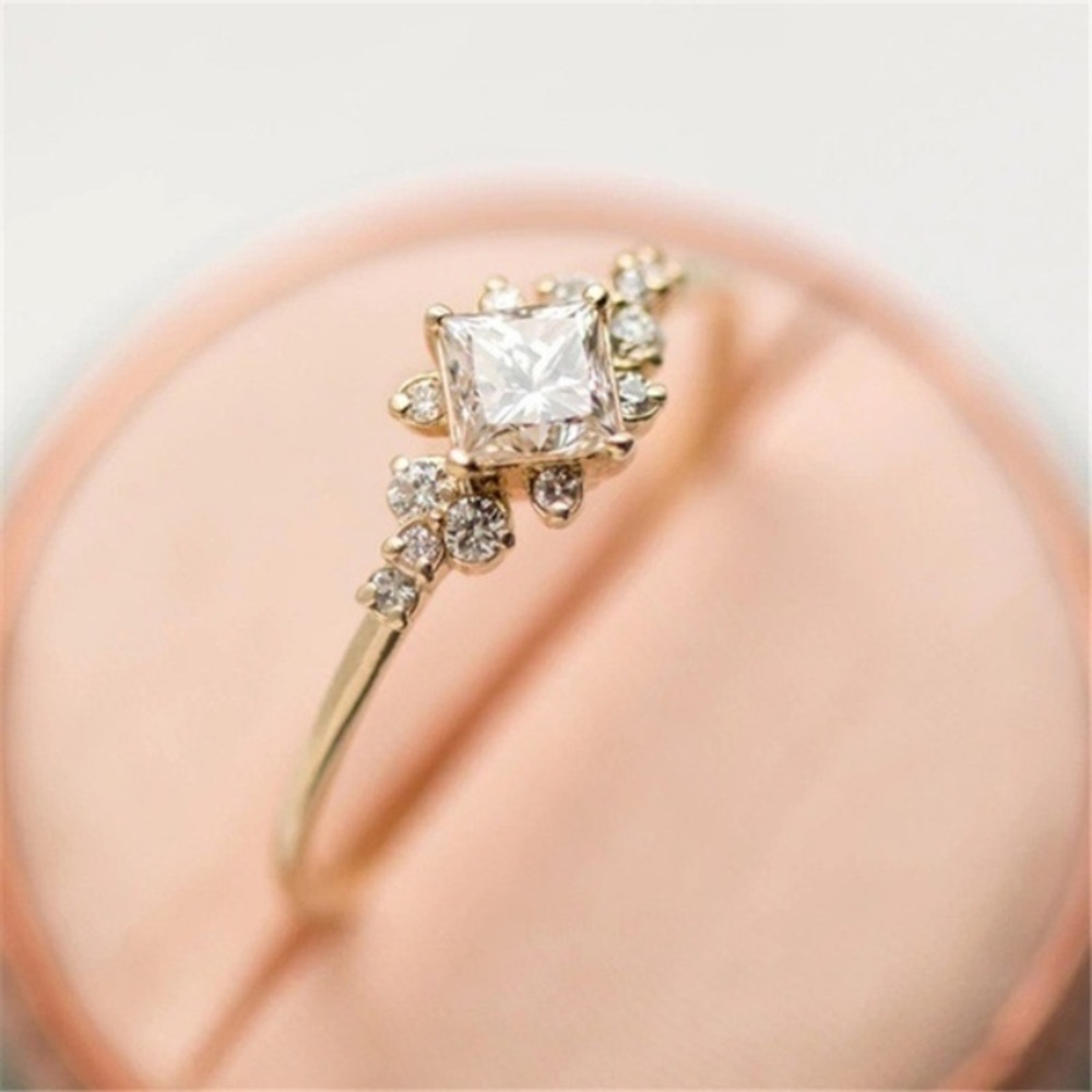 Women’s 14k gold plated ring NWT